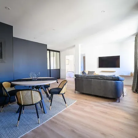 Le Boudoir Du Palais