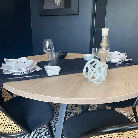 Apartamento Le Boudoir Du Palais Climatisé&luxueux *